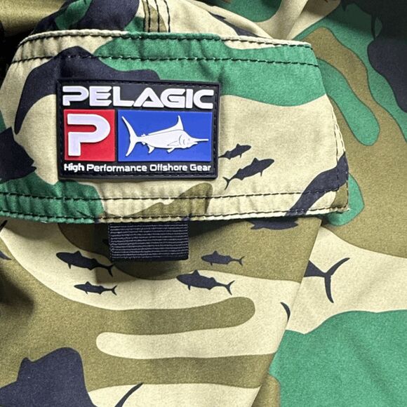 Pelagic Men's Fish Camo Performance Offshore Board Shorts Green Size 42 - Picture 3 of 7
